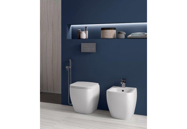 Sanitari filo muro Metropolitan Rak Ceramics: WC, Bidet, Copriwater Bianco